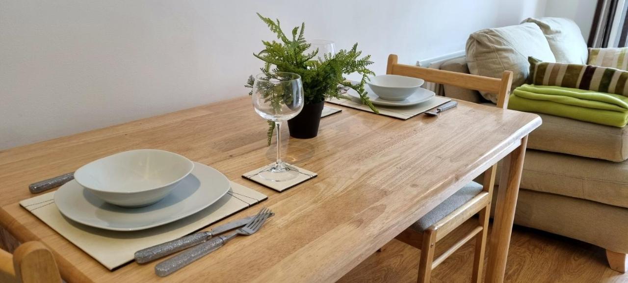 360 Serviced Accommodations - Colchester Marine Quay - 1 Double Bedroom Apartment Εξωτερικό φωτογραφία